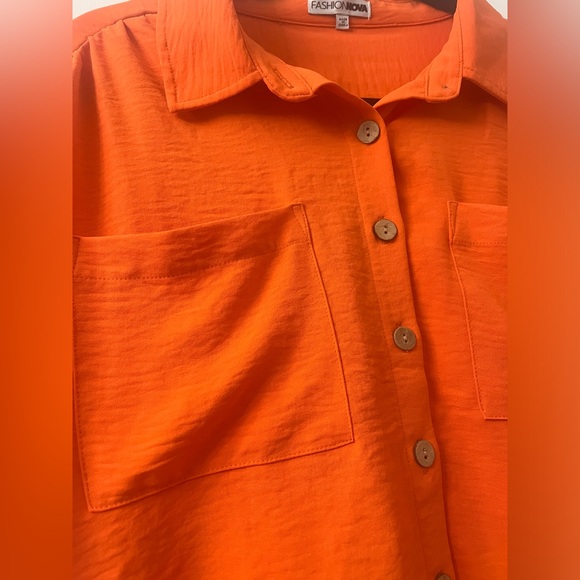 Oversized orange Button down blouse from Fashion Nova - Picture 5 of 11